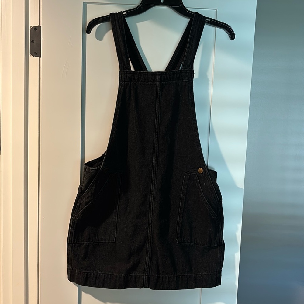 Universal Thread overall top mini skirt dress. Size XS Color: black denim